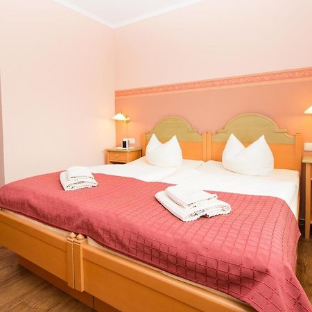 Hotel Garni Am Deich Zingst Extérieur photo