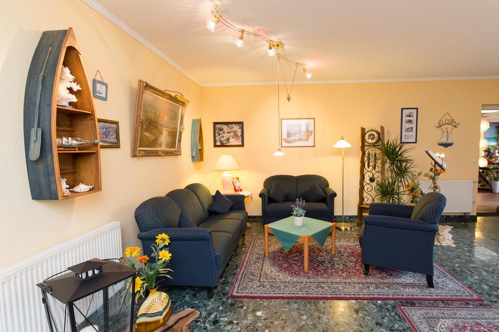 Hotel Garni Am Deich Zingst Extérieur photo